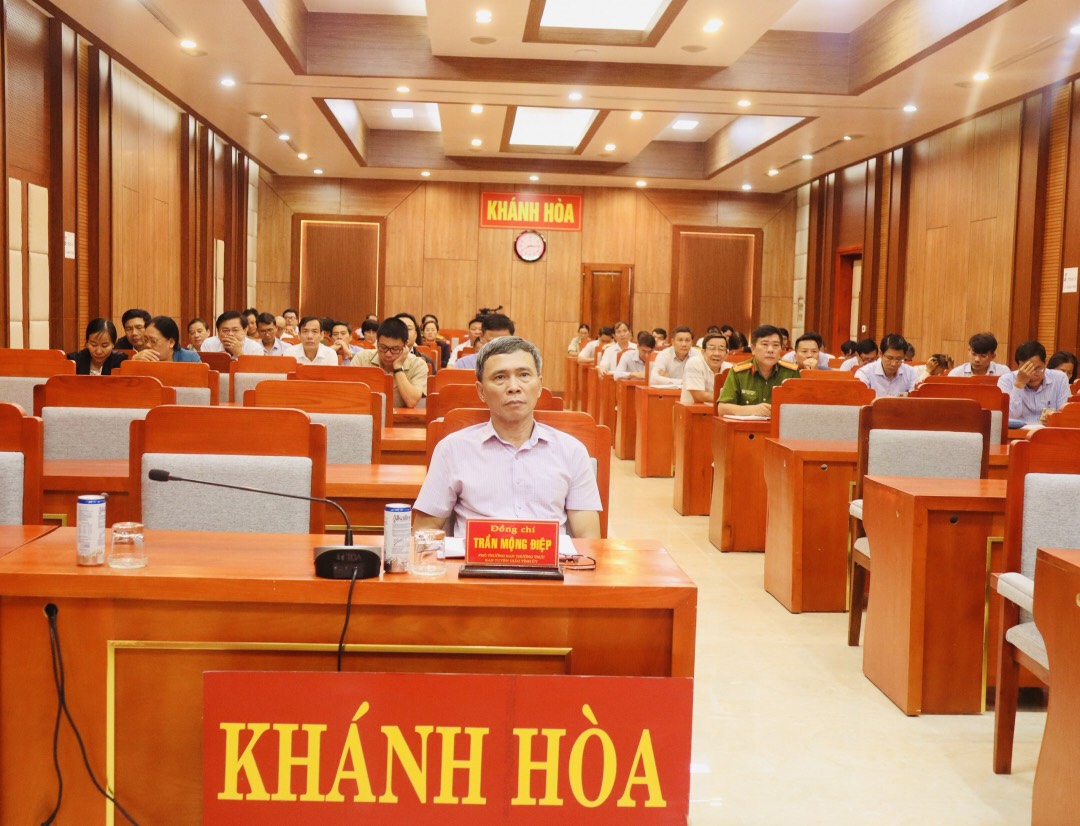 Tuyên truyền xu hướng phục hồi tích cực của tình hình kinh tế - xã hội 10 tháng năm 2023